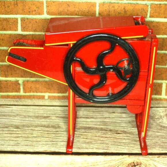 Vintage Ertl Corn Shredder Toy Kitchen Decor Rustic Red Primitive Accent - Picture 3 of 11